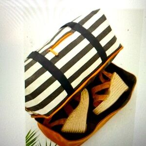 NEW DSW PERFECT WEEKENDER BLACK & WHITE STRIPED TOTE BAG
